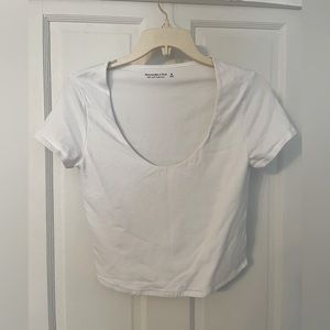 Abercrombie Soft AF collection cropped T